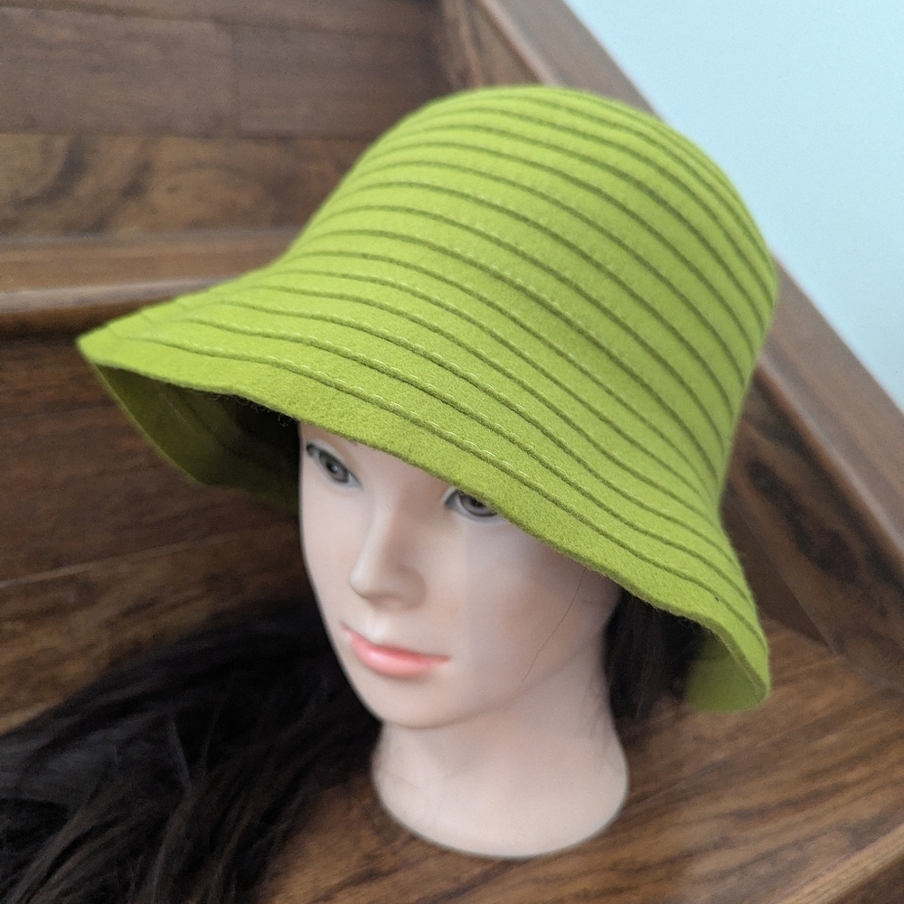 Y2k Club Monaco Bucket Hat 100% Wool, Os Lime Green, New Condition!